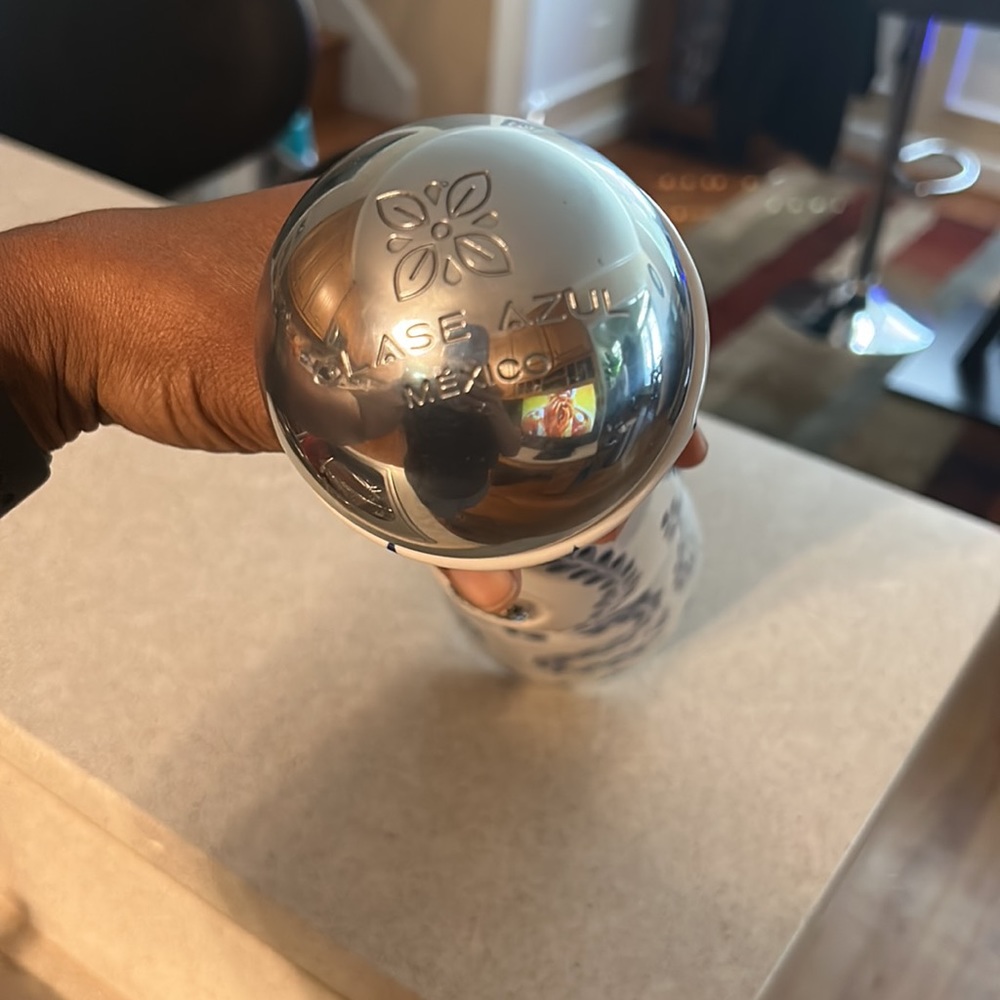 White empty Clase Azul Tequila Bottle - Picture 3 of 4